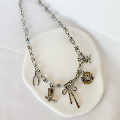 The Quinn Necklace